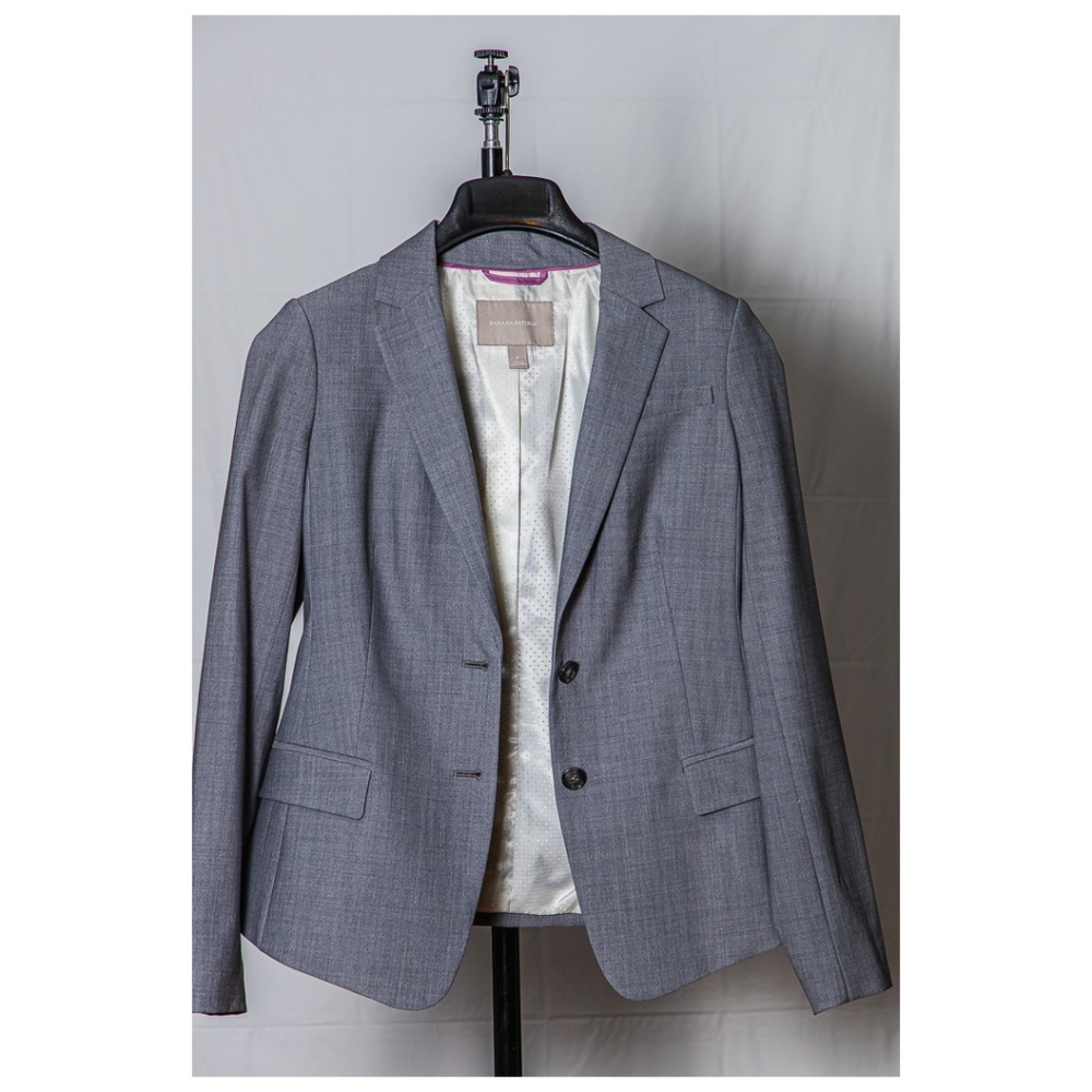 Banana Republic - Grey Blazer